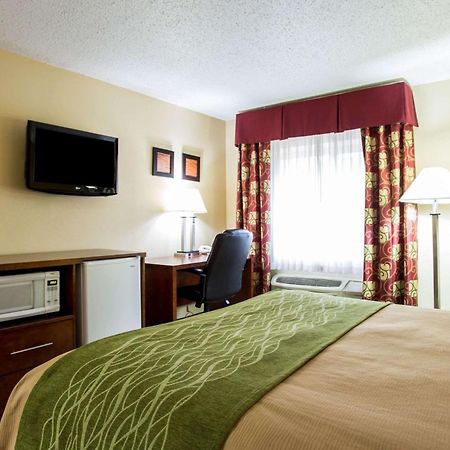 Comfort Inn Columbia-Bush River Екстериор снимка