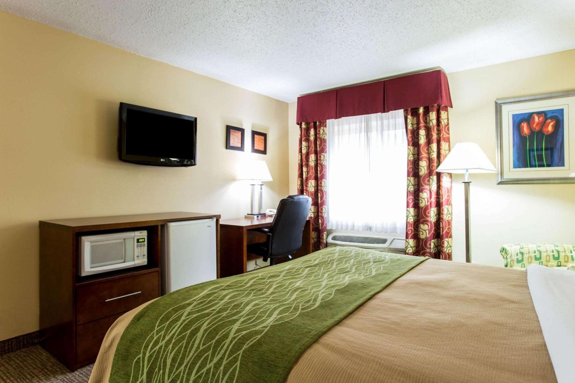 Comfort Inn Columbia-Bush River Екстериор снимка