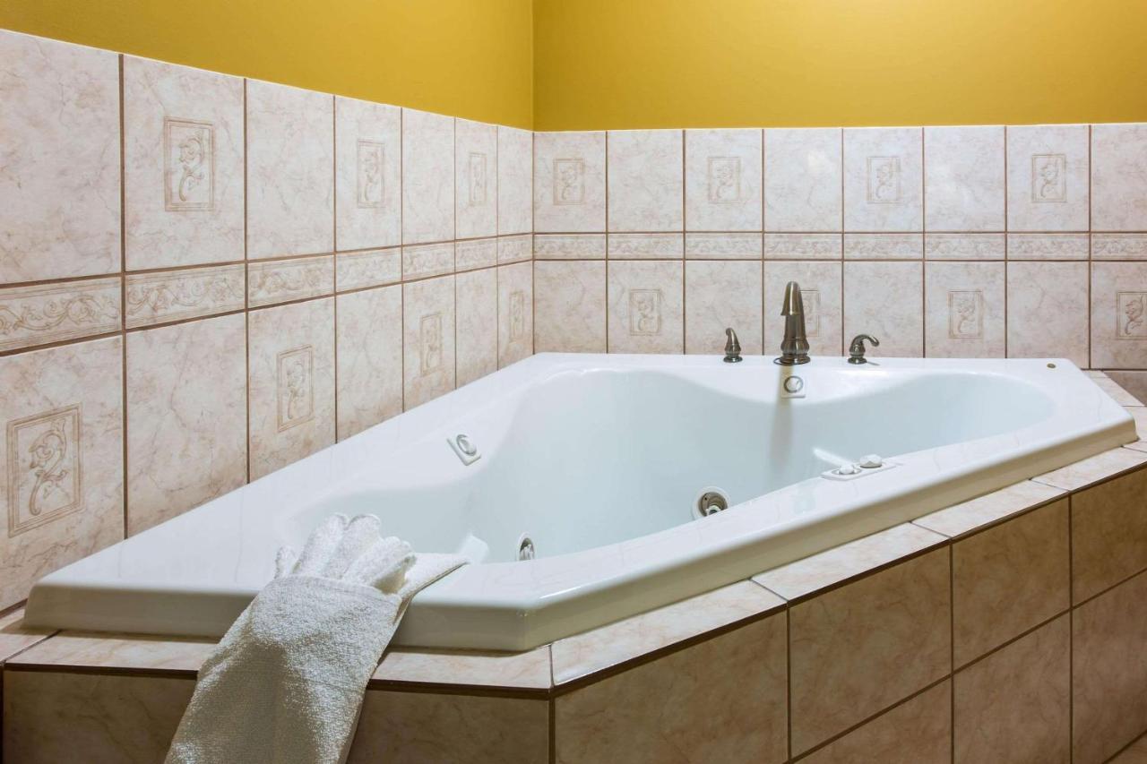 Comfort Inn Columbia-Bush River Екстериор снимка