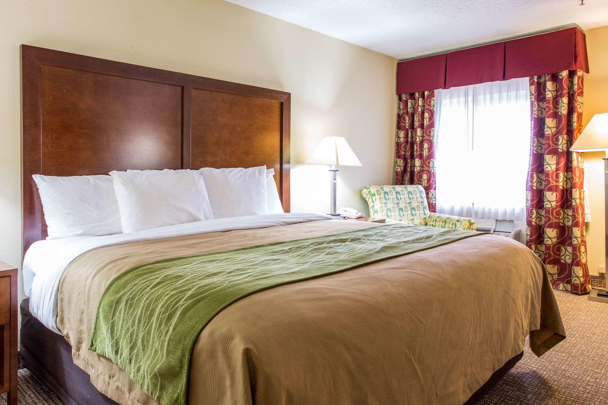 Comfort Inn Columbia-Bush River Екстериор снимка