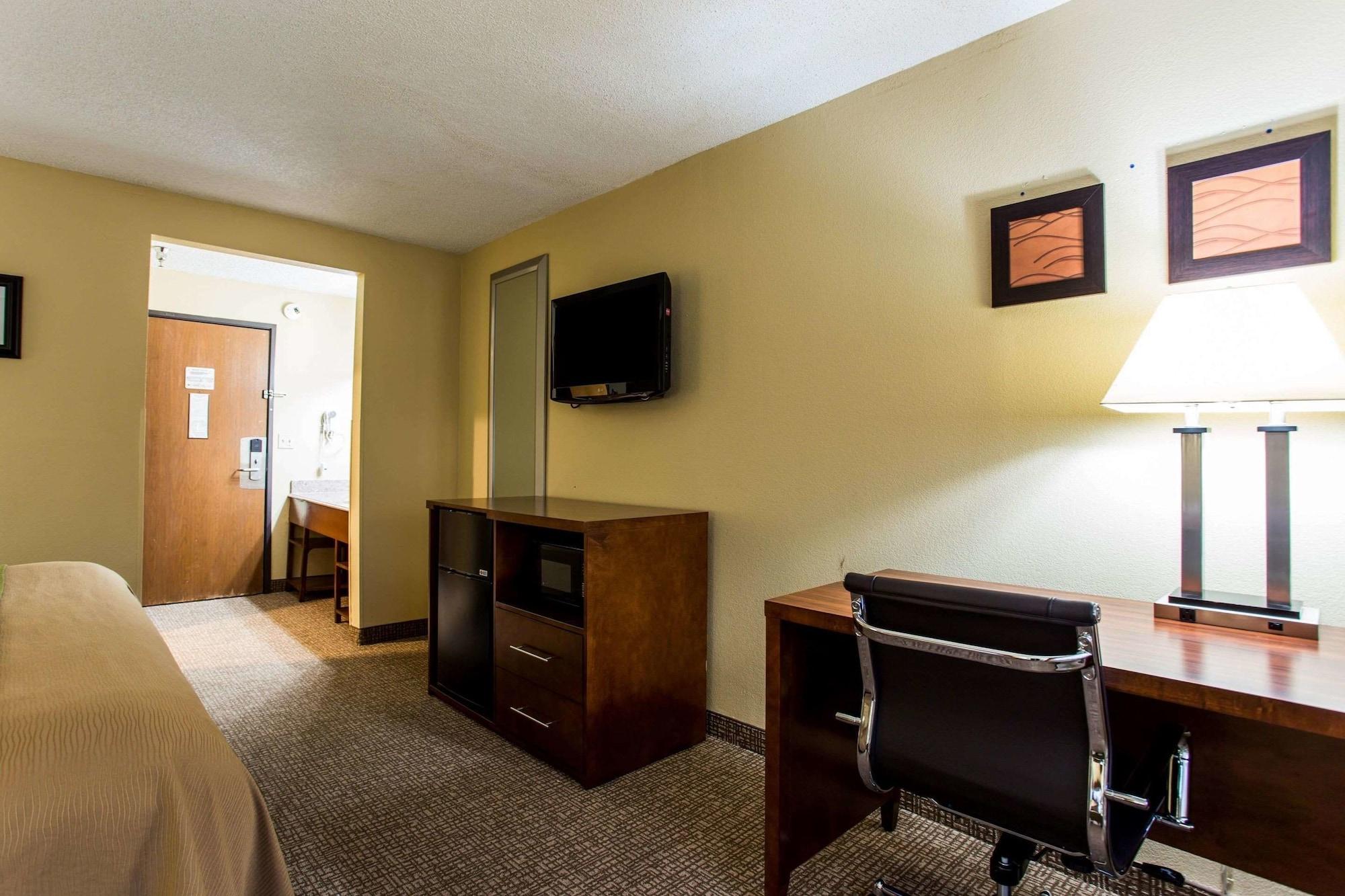 Comfort Inn Columbia-Bush River Екстериор снимка