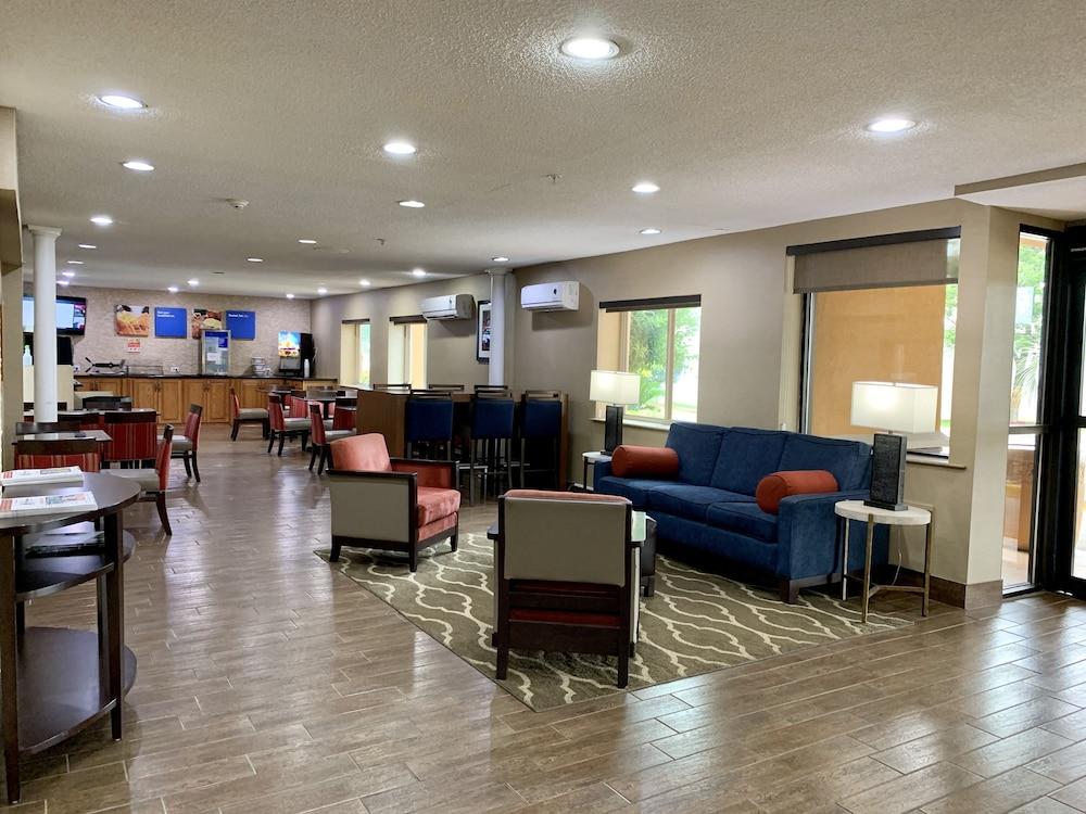 Comfort Inn Columbia-Bush River Екстериор снимка